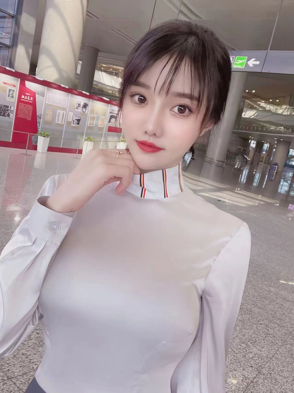 性感甜美外围女