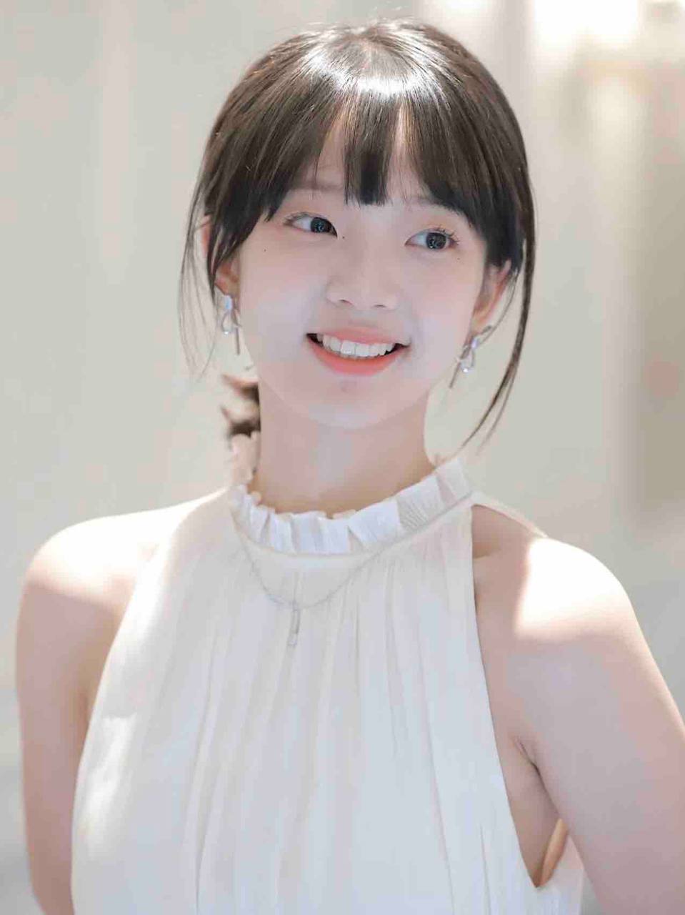 精致脸蛋小仙女